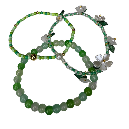 Floral Beaded Bracelet Set
